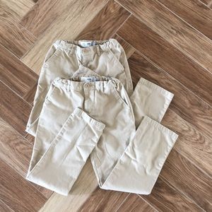 3 Pairs of Old navy skinny adjusté khaki pants